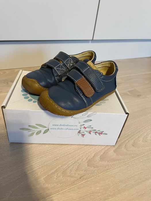 Vând pantofi băieți ( dodo shoes)