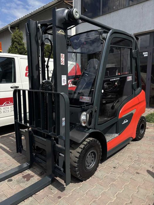 Stivuitor - Motostivuitor Linde H25T-01 New Generation FREELIFT An fabricație: 12/2022