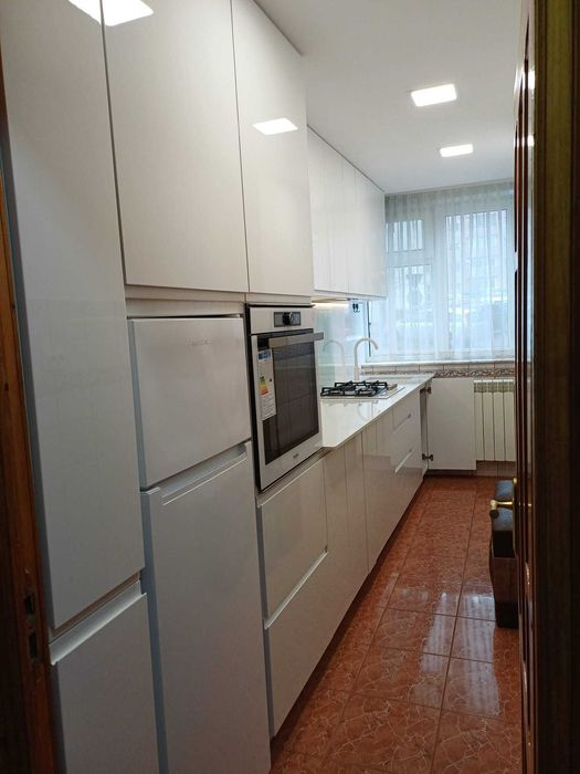 Inchiriez garsoniera confort 1 sporit,langa catedrala