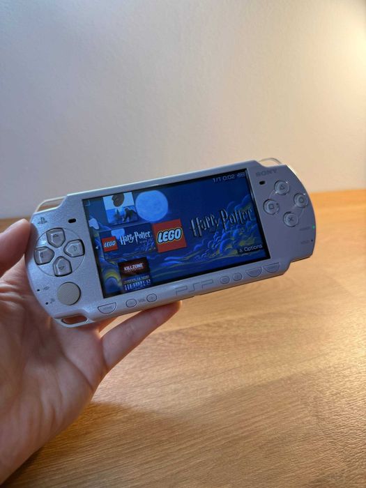PSP 2000 Rose Pink modată — nuanță delicata, culoare rara