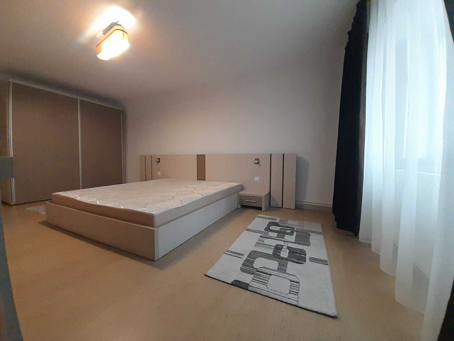 garsoniera de inchiriat 42 mp