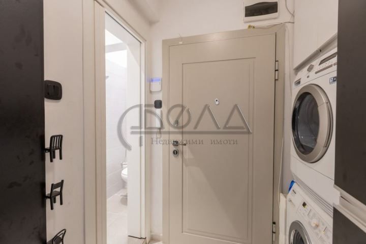 Продава се Тристаен апартамент в София, Славия - 110 кв.м за 2955 €/кв.м - Снимка #9