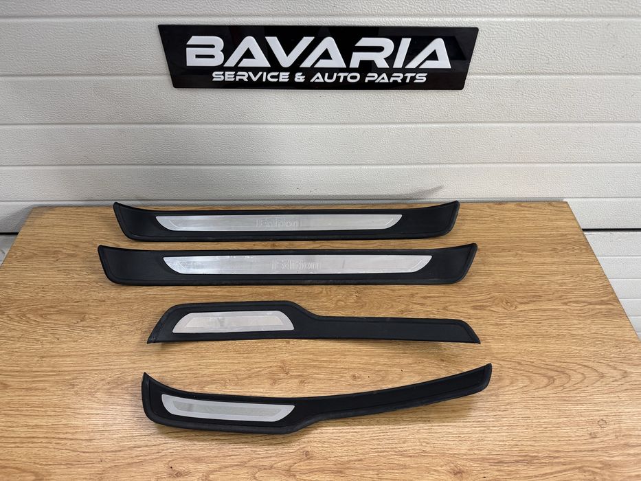 вътрешни прагове/лайсни “Individual” и  “///М” за бмв Е90/Е91