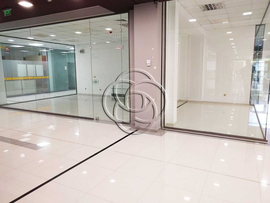 Дава се под наем Офис в София, Младост 3 - 42 кв.м за 348.84 € - Снимка #2