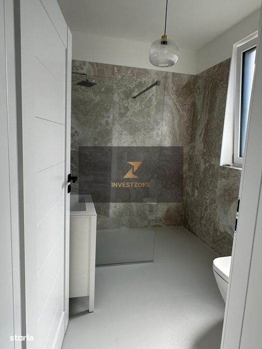 Vila de ivanzare in cartier Riviera Oradea