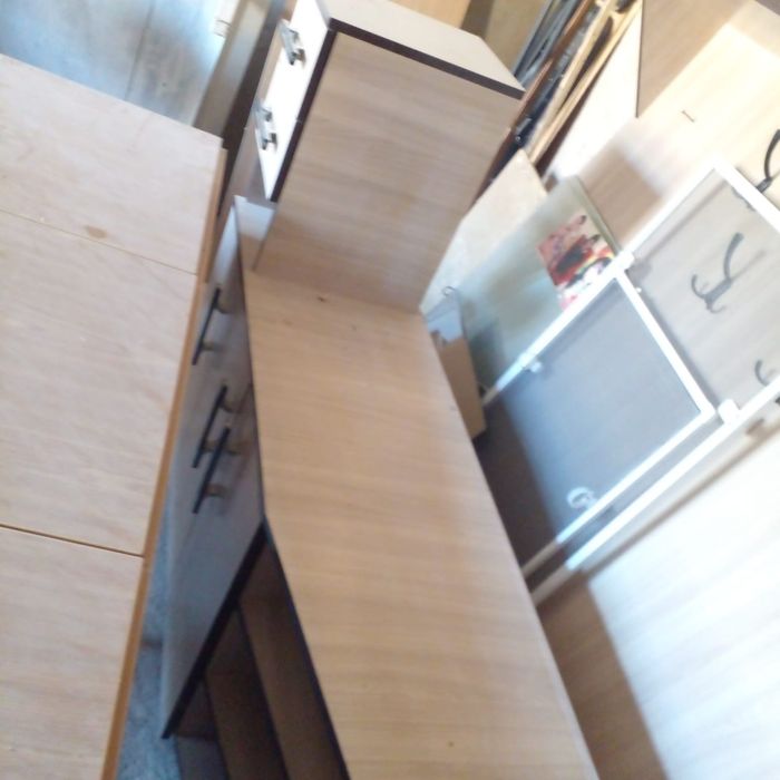 Падставка для телевизр