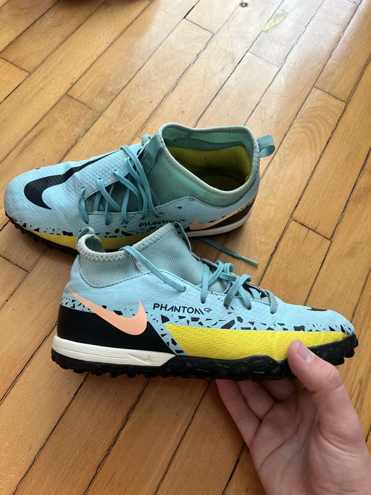 Crampoane Nike Phantom