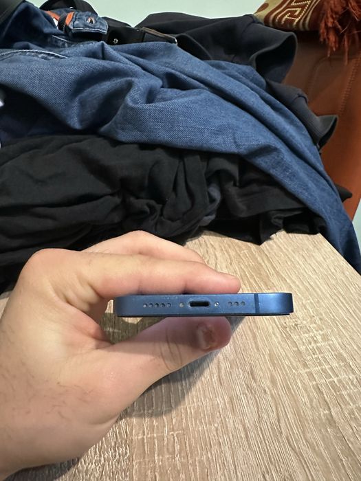 продаю iPhone 13 128gb