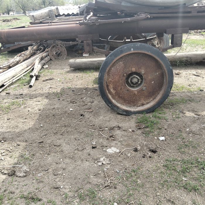 Продам прицеп 7 метров