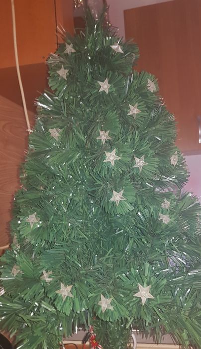 Brad artificial de Crăciun