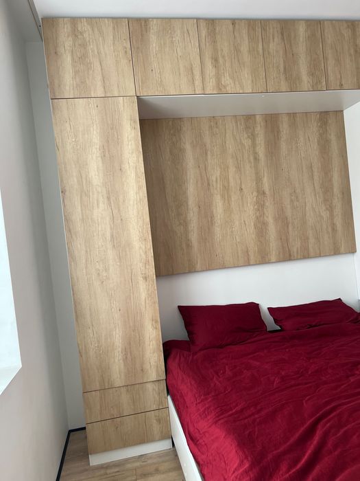 Продам кровать со шкафом комплект