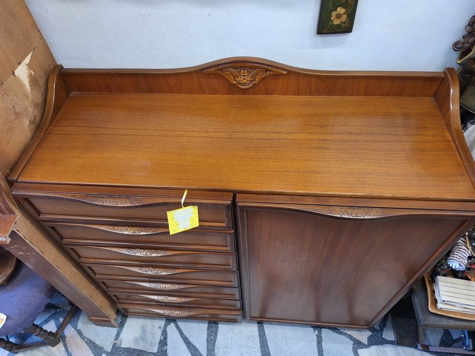 Скрин Mid Centory