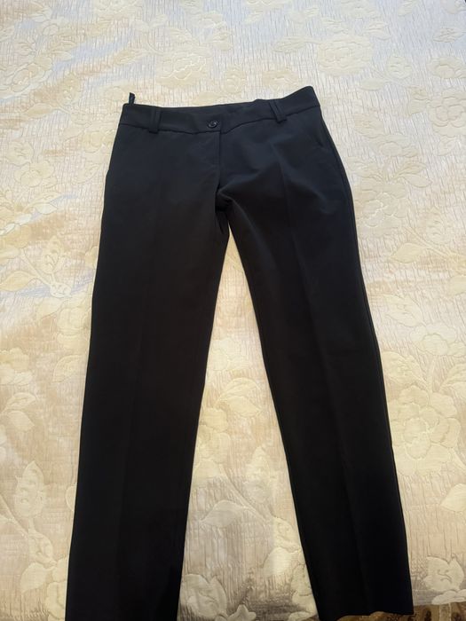 Продам пакет Одежды для девочек - юбки, джинсы