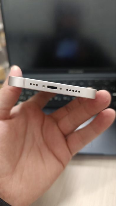 Айфон 13 розовый оттенок