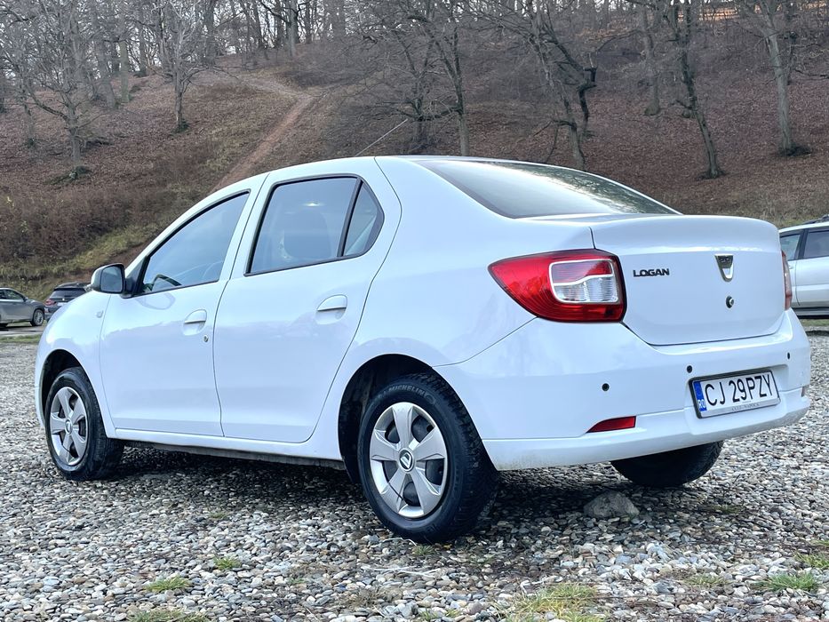 Vind Dacia Logan Laureate 1.2 GPL