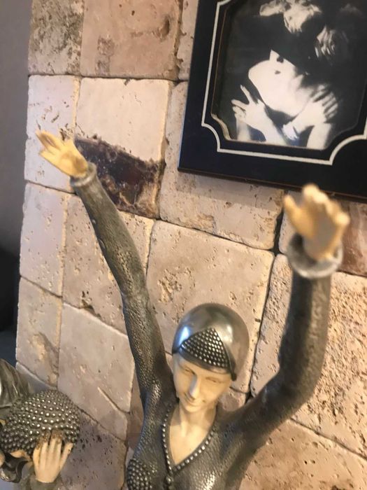 Продавам статуетки