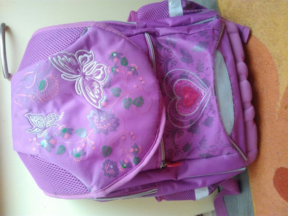 Ученическа раница 2 за 20 лв
