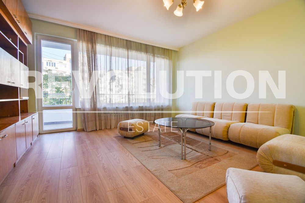 Дава се под наем Тристаен апартамент в София, Дървеница - 120 кв.м за 850 € - Снимка #1