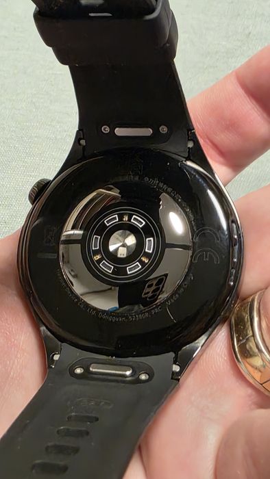 Huawei Watch 5, e-SIM, NFC, curea titan