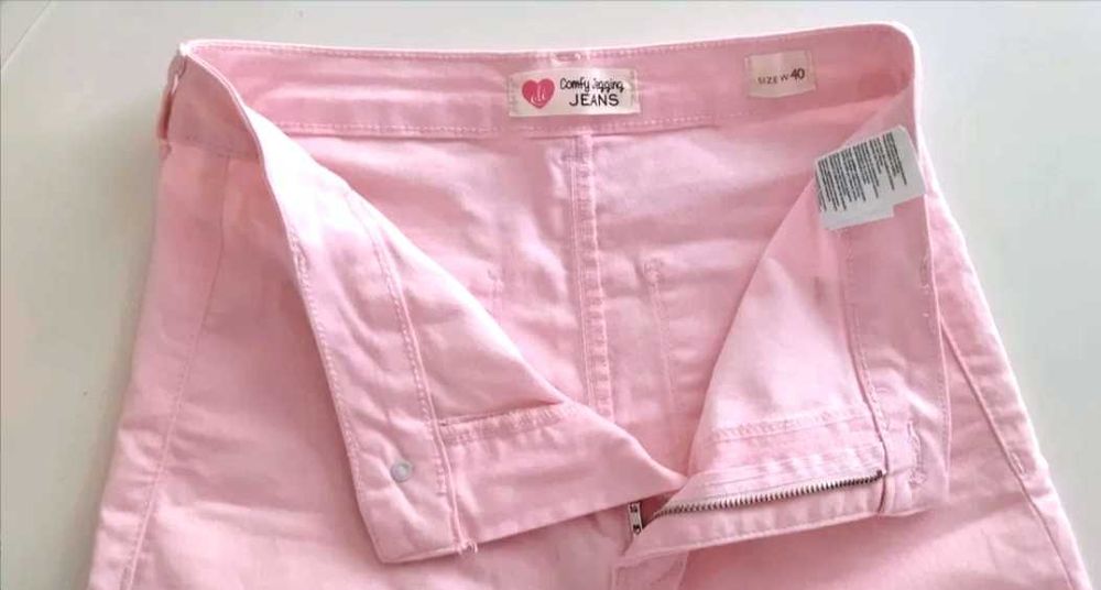 4Bershka"Бел,Голуб,Розов.Jeans Новые