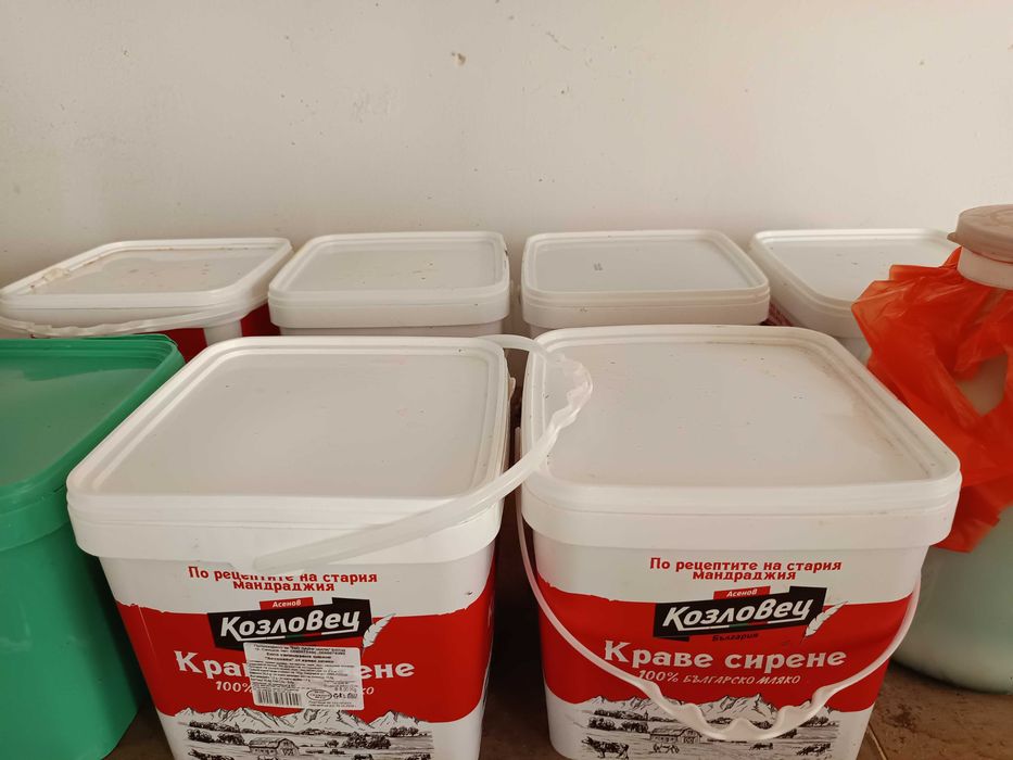 Продавам сланина 10 лева килограма имам 5 кофи по 8-10 килограма