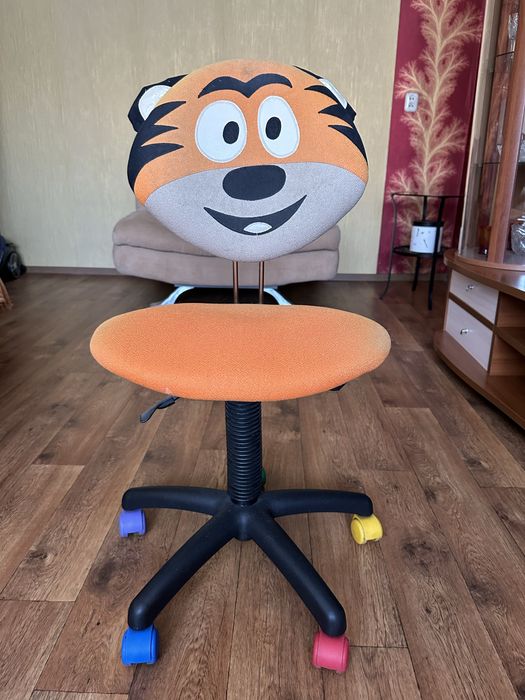 Компьютерное кресло