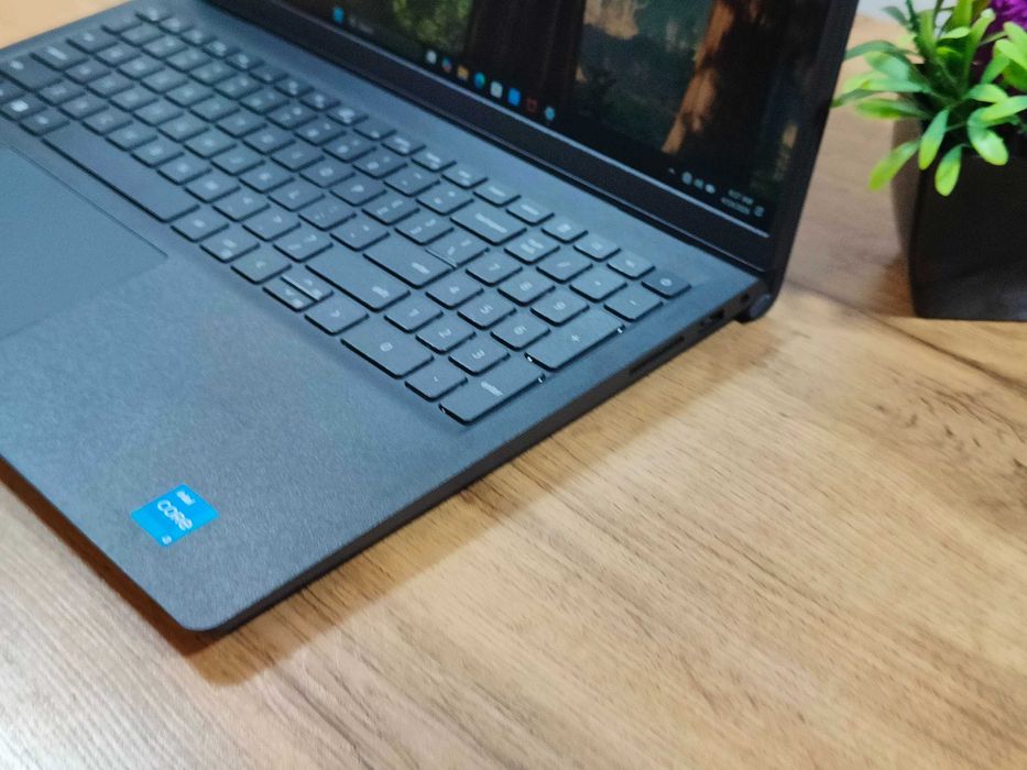 [ARZON] Noutbuk Dell Inspiron 15 3530 Intel Core i3/DDR4 8Gb/SSD 512Gb