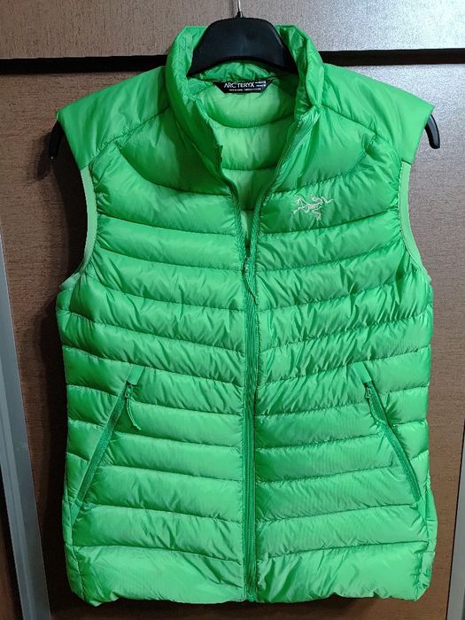 Vestă puf damă Arcteryx