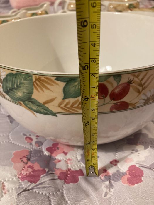 Порцеланов сервиз за хранене