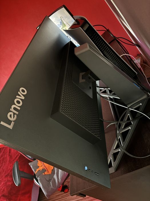 Monitor Lenovo 4K 144Hz 31.5 inch , Panel IPS