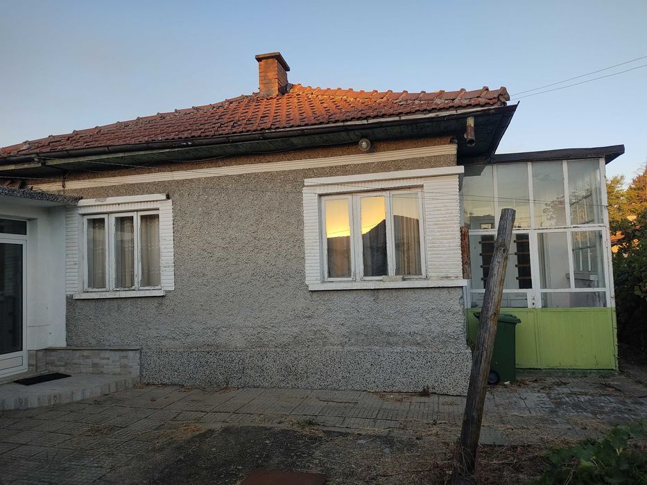 Продавам къща с. Ряхово