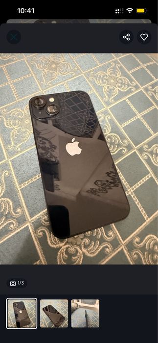 Продам айфон 13