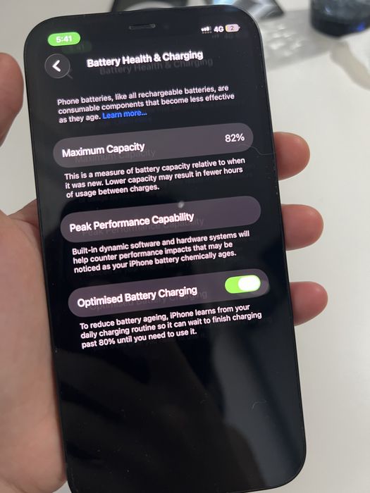 DOAR AZI la 650!!! Vand iPhone 12 64GB