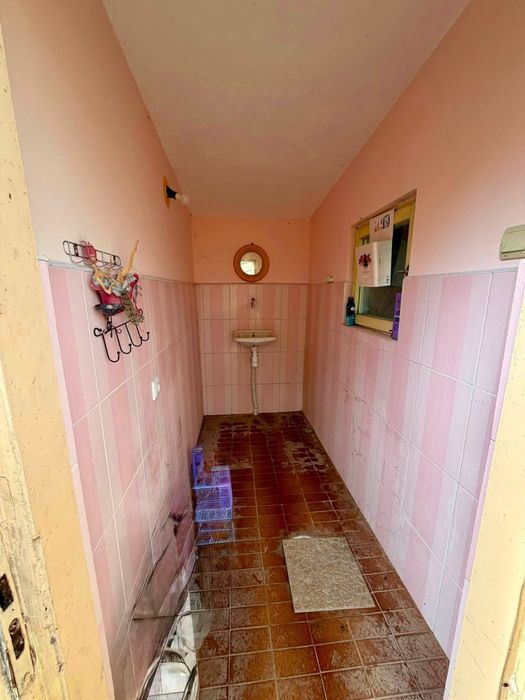 Продава се Къща в Търговище, Вилна зона - 50 кв.м за 900 €/кв.м - Снимка #6