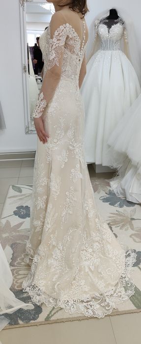 Rochie mireasa tip sirena