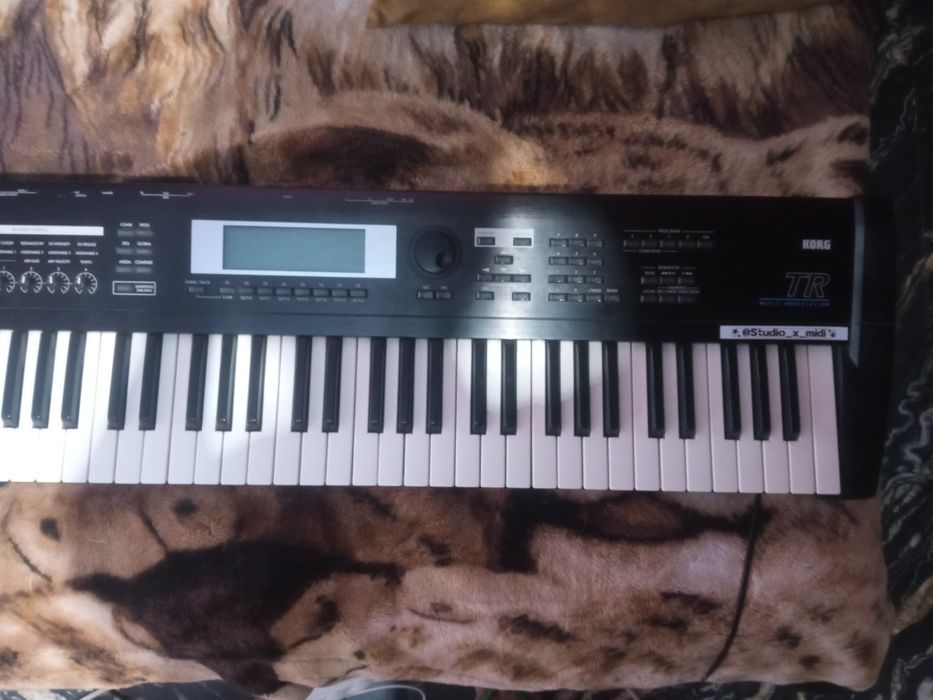 Срочно продам "Korg TR