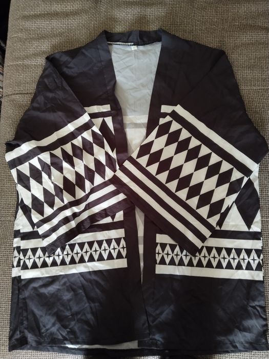 Продам подростковые куртки