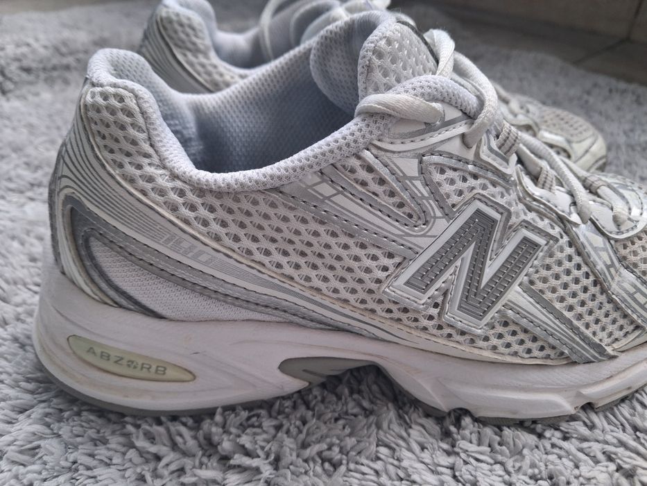 NEW  BALANCE маратонки , номер 35