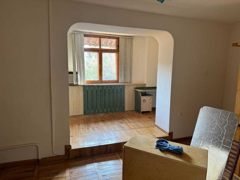 Сдается 3 комнатная квартира на Новомосковкая