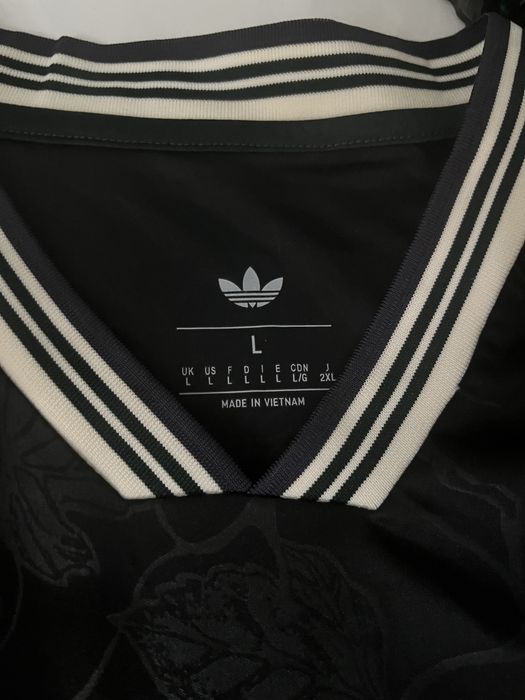 Футболка футбольной команды Roma