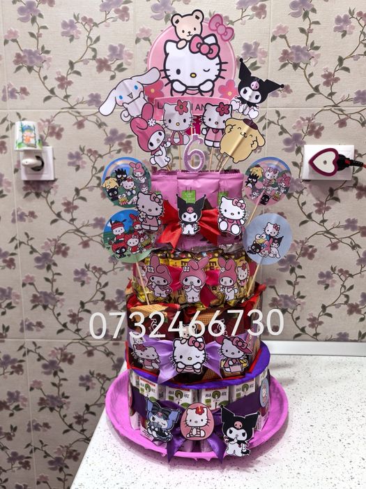 Decorațiuni tort din dulciuri ambalate cu personaje