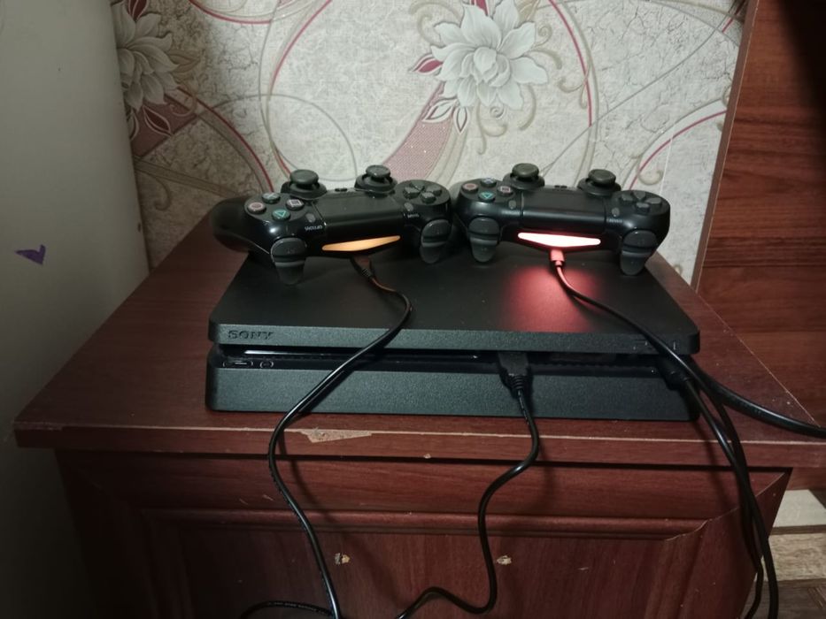 PS4 с играми
