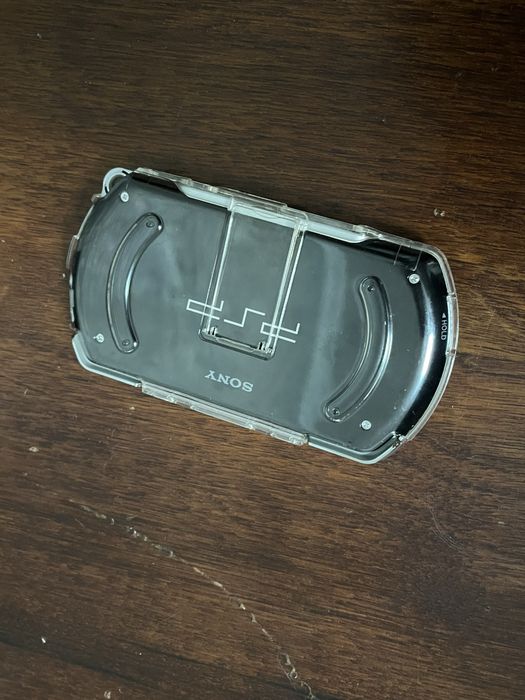 Продам Sony psp go n1000