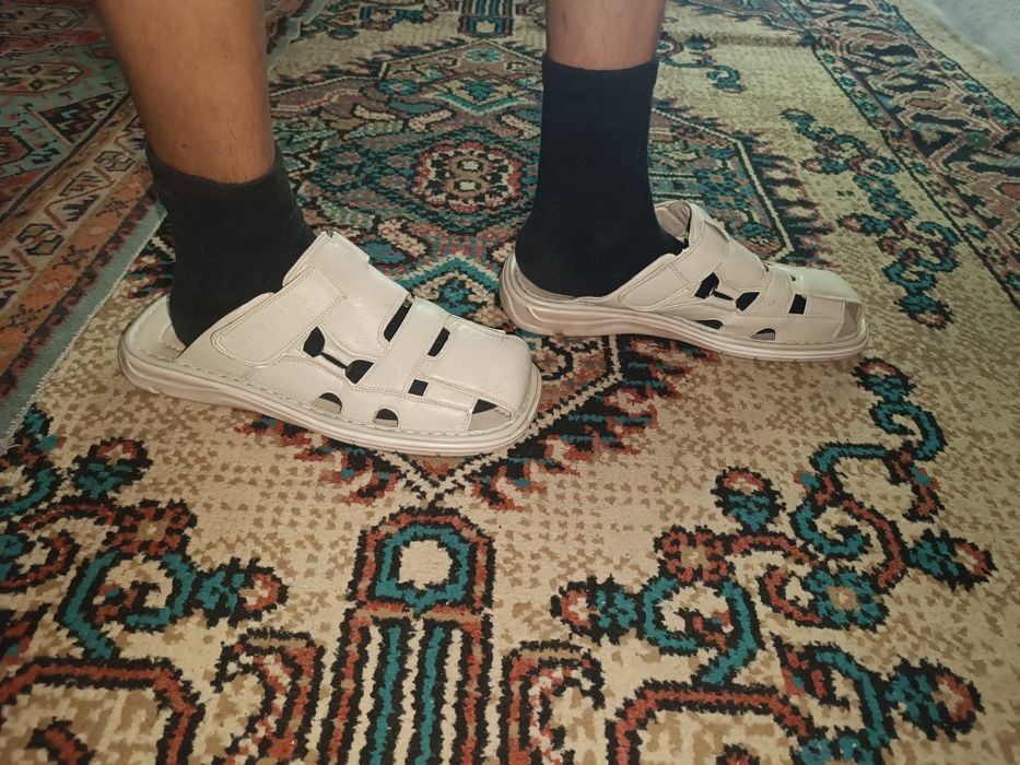 Продам обувь 49 размер новые