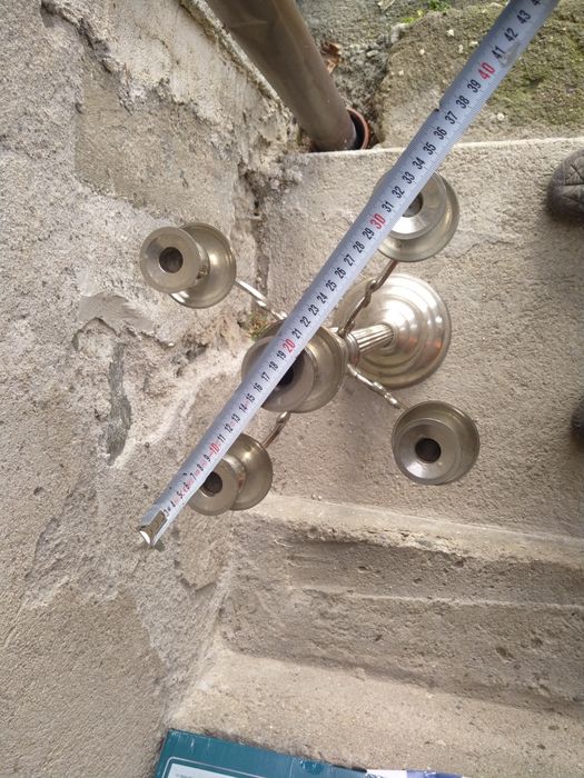 Продавам огромен масивен антикварен свещник в стил Арт Нуво