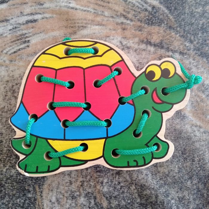 Продам  шнуровку