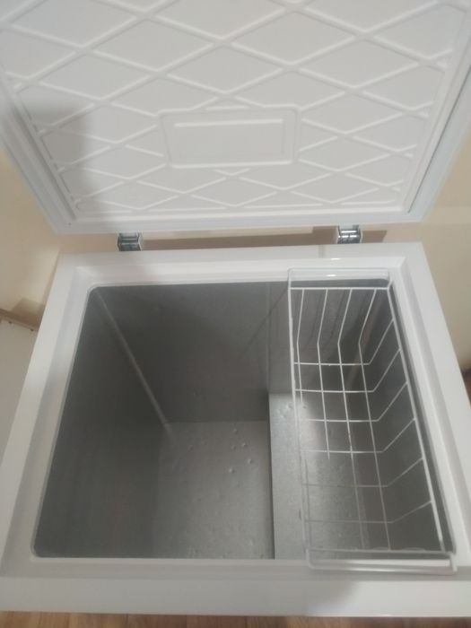 Продам морозильник