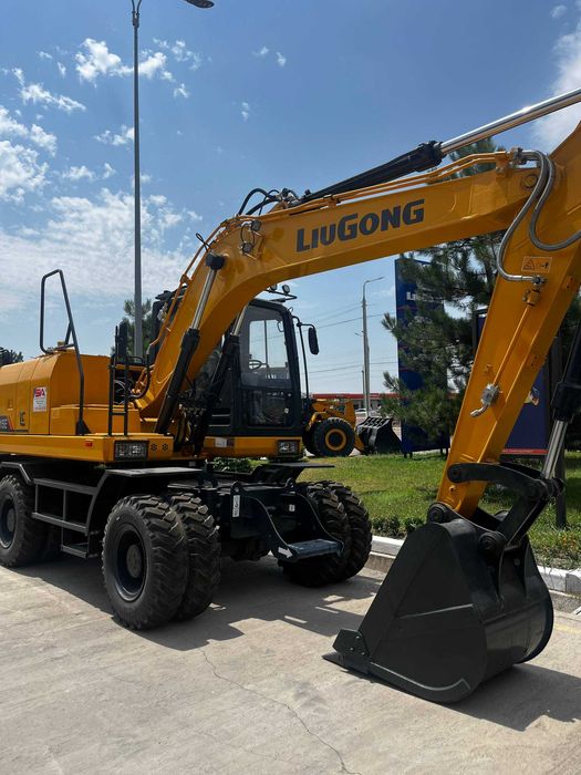 Экскаватор колесный Liugong W915E. Рассрочка Предоплата 30%.
