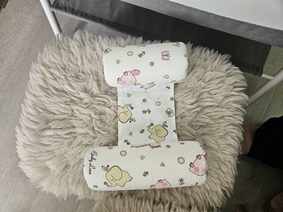 Преносима кошара подарък въглавница и възглавница за предържане на беб