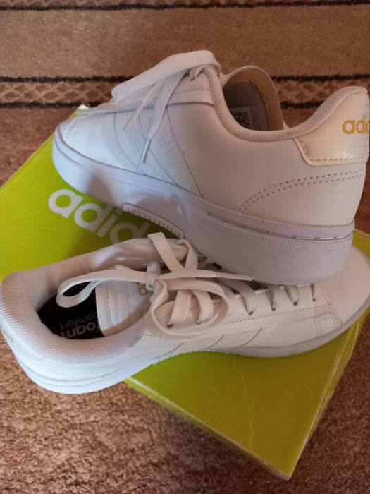 Adidas originali Damă